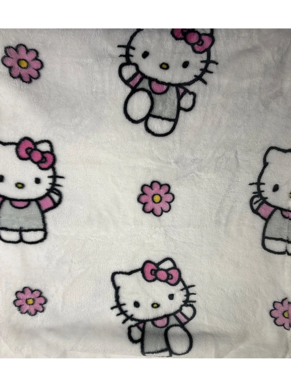 Hello Kitty by Sanrio Plush Throw Blanket Pink Flowers White New Unused